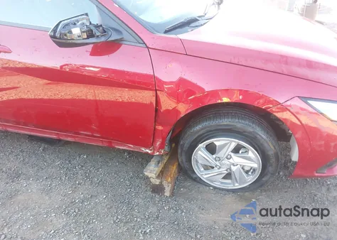 2024 Hyundai Elantra Se z USA, uszkodzony, nr VIN KMHLL4DGXRU662463